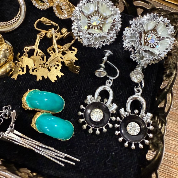 LOT OF 19 sets of earrings - Picture 6 of 7